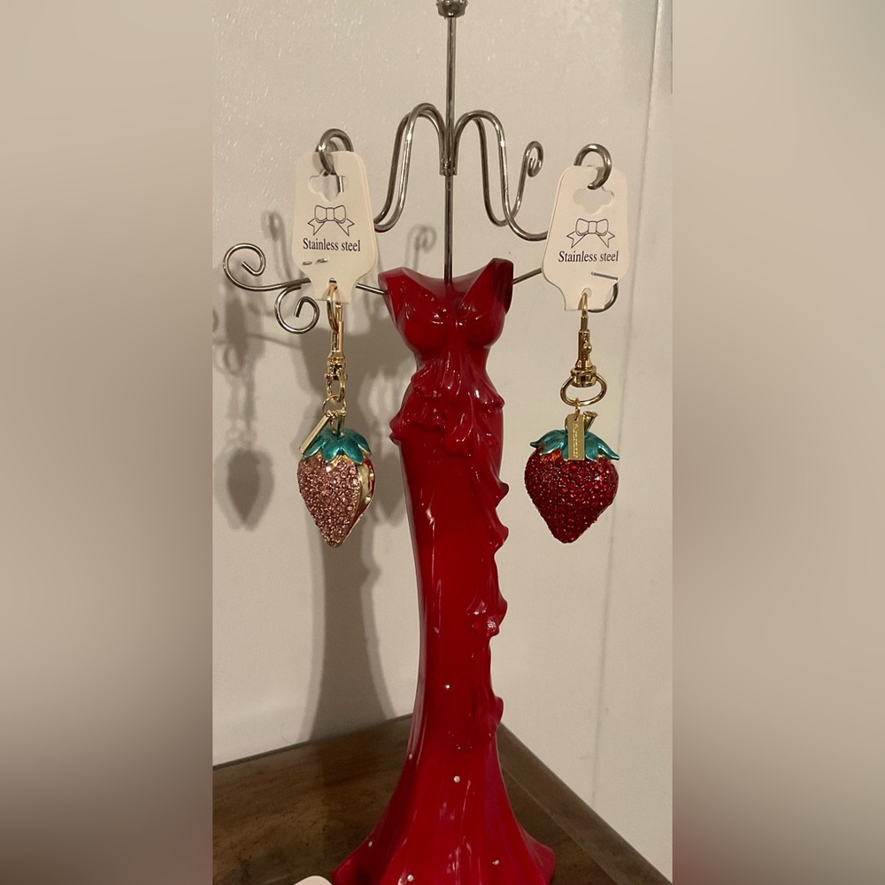 Handmade Stainless Steel Strawberry Keychain/Bag Charm with Rhinestones